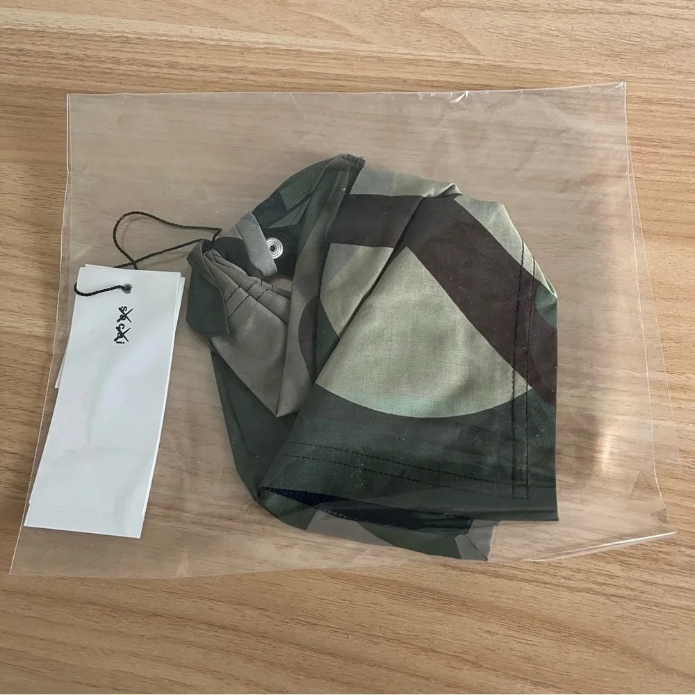 SACAI x KAWS Kid's Bib Bandana Camouflage Print Green Snap Closure